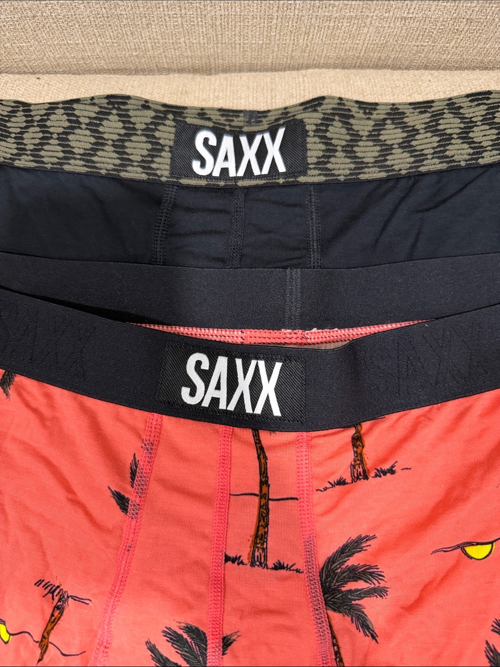 NEW SAXX Ultra Super Soft Men’s Boxer Briefs 2 Pack Size XXL - Picture 2 of 7